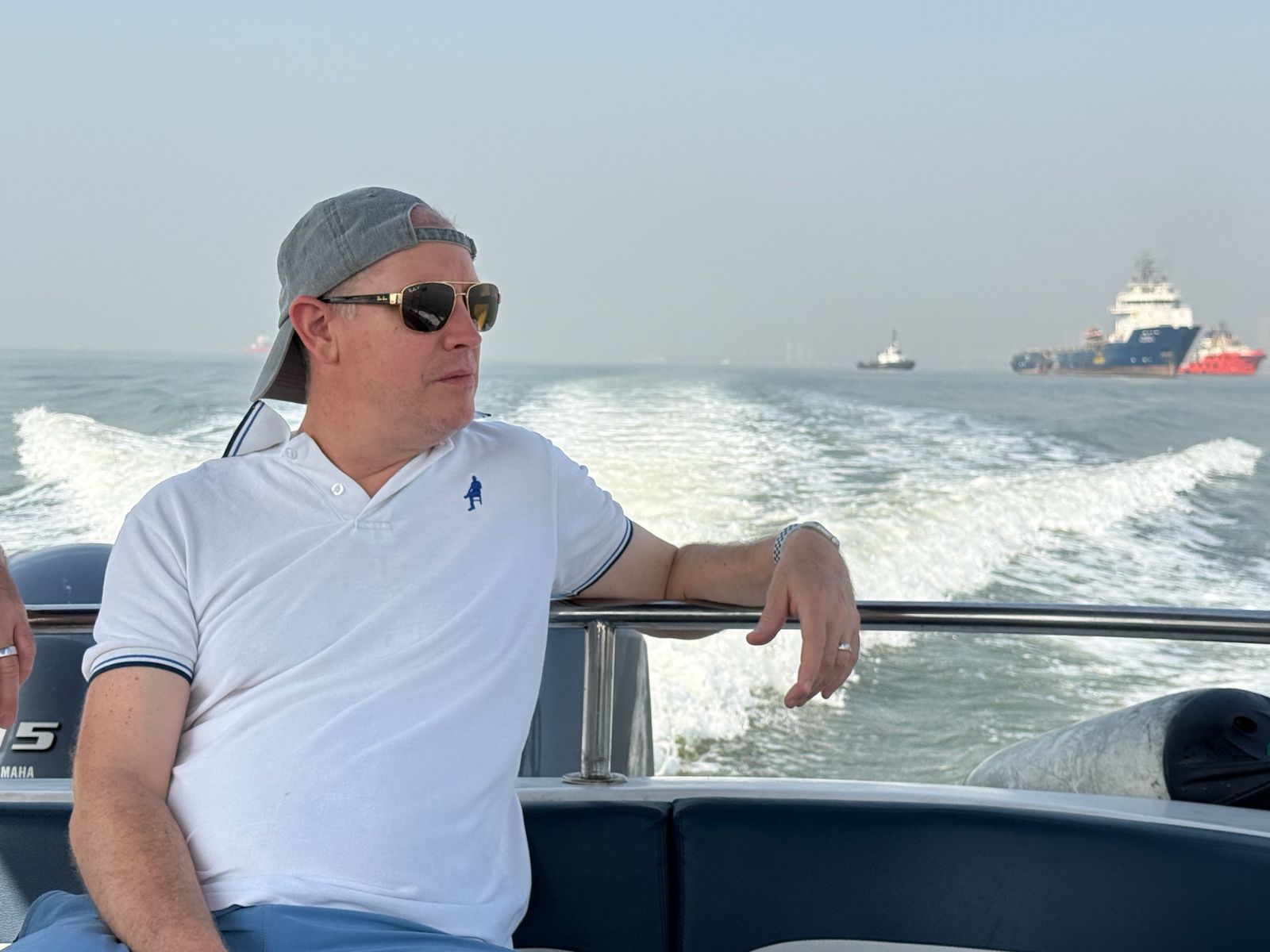 Private speedboat crossing across Mumbai Harbour toward Elephanta Caves